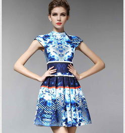 易炫女裝 時(shí)尚鞋帽加盟店的商業(yè)機(jī)遇與產(chǎn)品展示